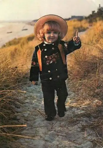 Folklore de France traditions costumes Bretagne