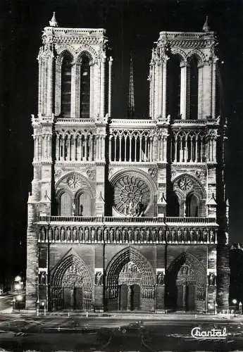 France Paris Cathedrale de Notre Dame vue de nuit