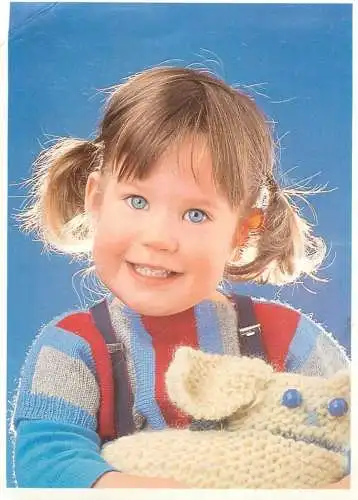 Advertising postcard children gitl beauty innocence