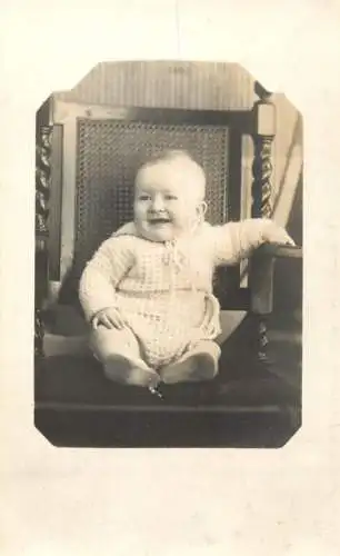 Photo postcard social history baby bebe 1934