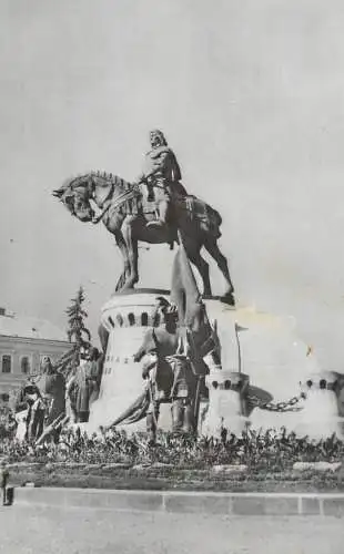 Romania Cluj statuia lui Matei Corvin