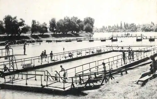 Romania Arad strand pe malul Muresului