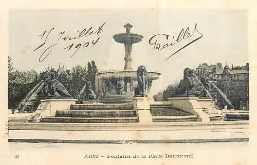 France Paris fontaine de la place Daumesnil