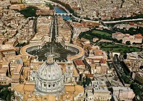 Citta del Vaticano Basilica di S. Pietro veduta aerea