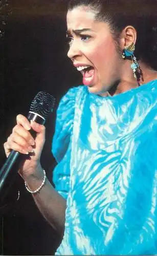 Music and musicians postcard Irene Cara Fame