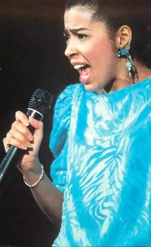 Music and musicians postcard Irene Cara Fame