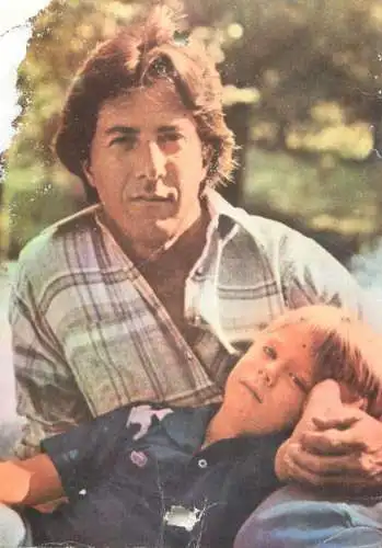 Film postcard actors Dustin Hoffman in Kramer vs Kramer