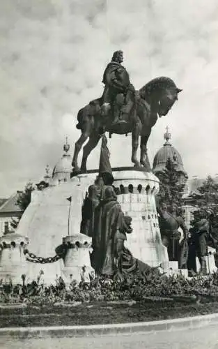 Romania Cluj statuia Matei Corvin