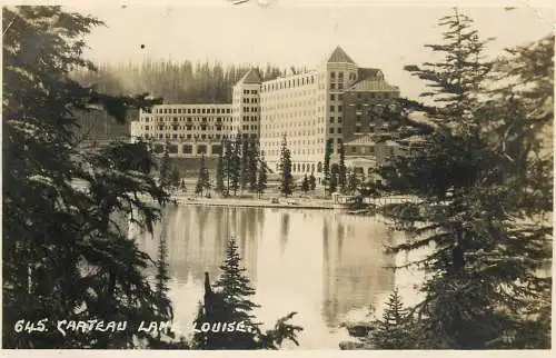 Canada Alberta Chateau Lake Louise 1935 postcard