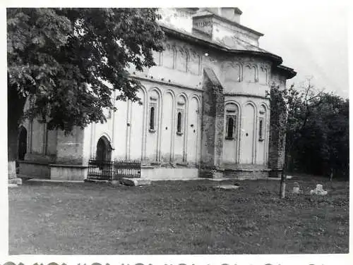 Romania architecture photo 9 x 12 cm Romania church cathedral facade