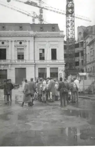 Romania architecture photo 9 x 12 cm building facade and workers gathered