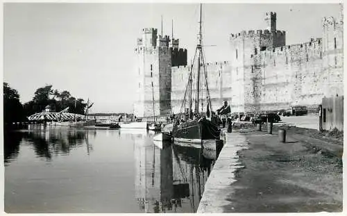 Wales Caernarvon Castle image