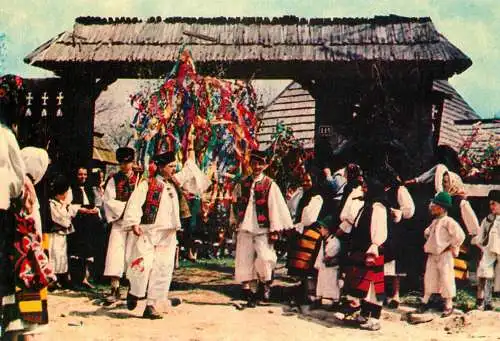 Romania folklore & ethnography traditional costumes and Hotenii Maramuresului young men