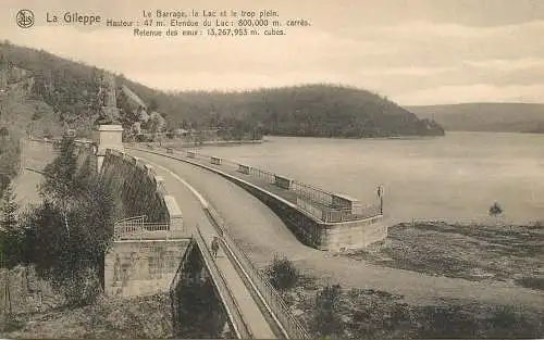 Belgique La Gileppe barrage et lion statue aerial