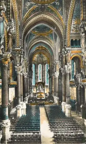 cpsm France Lyon Basilique Notre Dame de Fourviere la Grande Nef