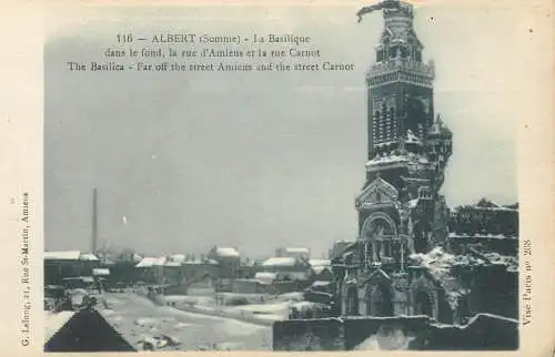 Guerre 1914-1916 France Albert (Somme) bombarded basilique exterior