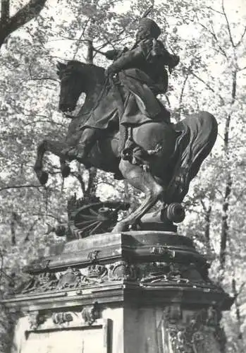 Poland Warszawa statue