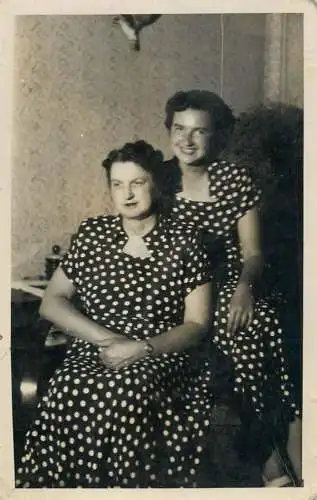 Real photo women dressed alike