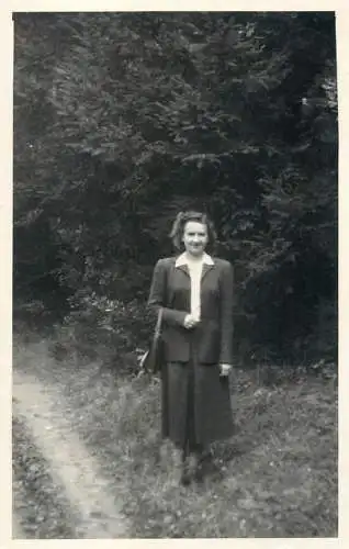 Real photo elegant woman in nature