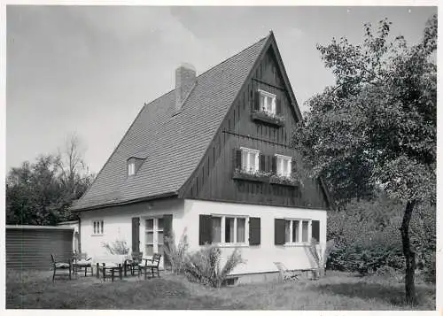 Europe place to identify typical house