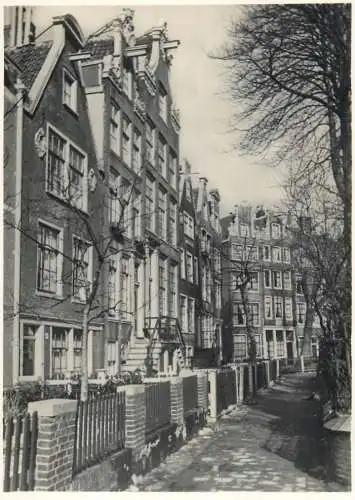 Netherlands Amsterdam Begijnhof Spui