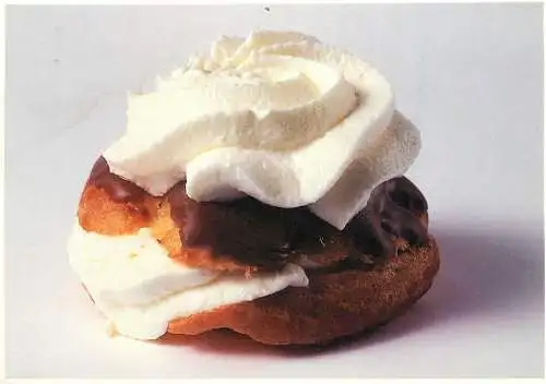 Greetings postcard Netherlands donut with cream