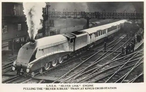 Transportation train Southern Railway 1938 Coulsdon station Silver Jubilee train