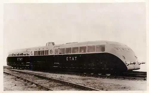 Transportation train Paris 1938 Bugattisppeed train