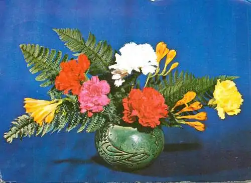 Greetings card flower vase