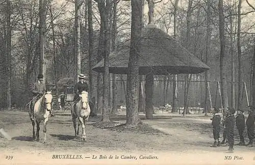 Belgium Brussels le Bois de la Cambre cavaliers