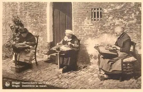 Belgium Brugge dentellieres au travail