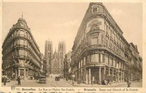 Belgium Bruxelles la rue et l'eglise Ste Gudule