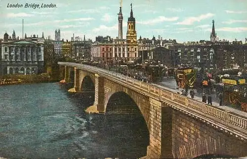 England London Bridge crowded traffic detail view