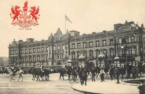 England London Buckingham Palace mounted royal guard Raphael Tuck & Sons "Heraldic View" series