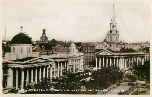 England London St Martin's Church & National Art Gallery