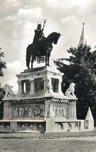 Hungary Budapest Szent Istvan szobor 1960