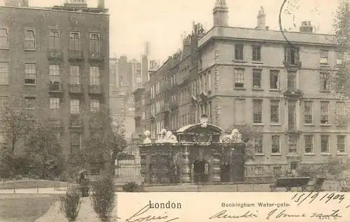 England London Buckingham Water-gate black and white picture