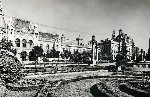 Postcard Romania Oradea Piata Victoriei 1967