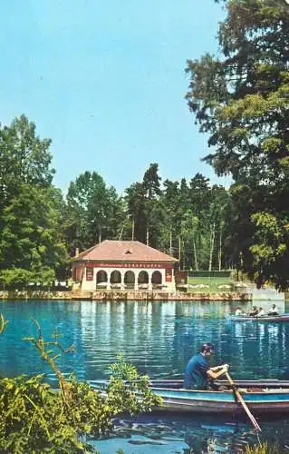 Postcard Romania Craiova vedere din parc