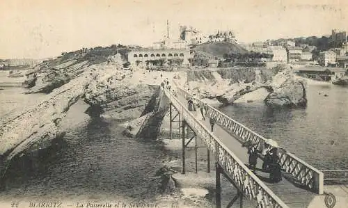 Postcard France Biarritz la passarelle et le semaphore
