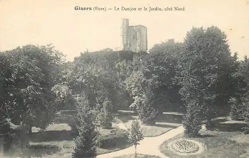Postcard France Gisors le donjon et le jardin cote Nord