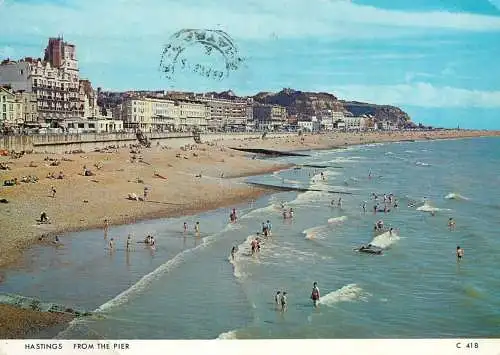 Postcard Uk England Hastings from the pier