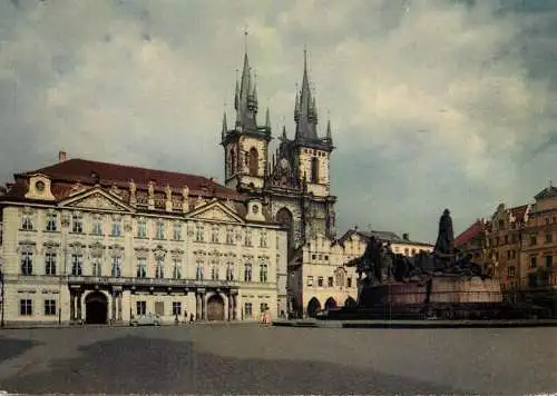 Postcard Czech Republic Prague husuv pomnik na Staromestskem namesti