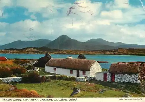 Postcard Ireland Thatched cottage Connemara 1977