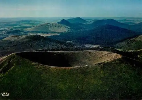Postcard France Auvergne Chaine des Domes ancien cratere