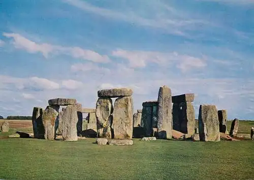 Postcard United Kingdom England Stonehenge Wiltshire