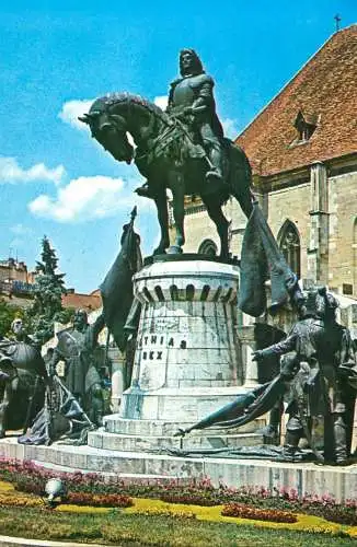 Postcard Romania Cluj Napoca Biserica Sf Mihail statuia lui Matei Corvin 1980