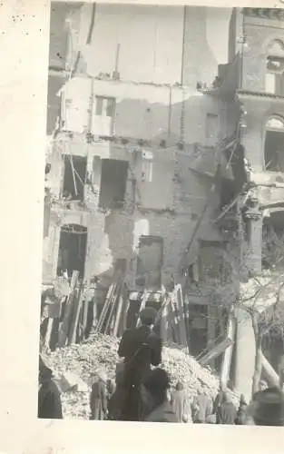Photo ruins disaster place to identify
