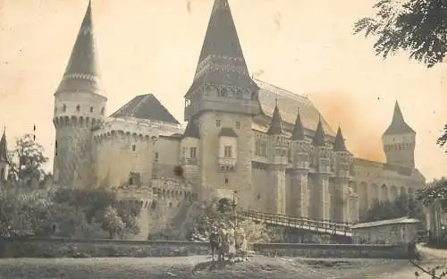 Photo postcard place to identify castle