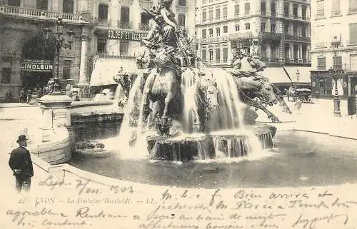 France postcard Lyon la fontaine Bartholdi